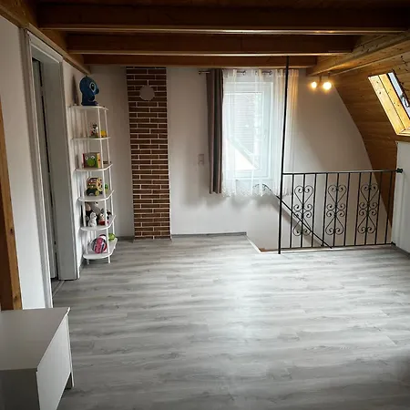 4 With Balkon In Heidingsfelds Center
